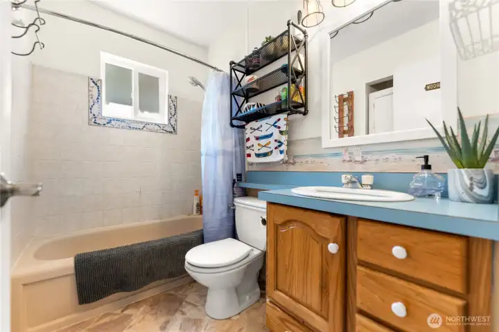 Bathroom 2 Bathroom 2