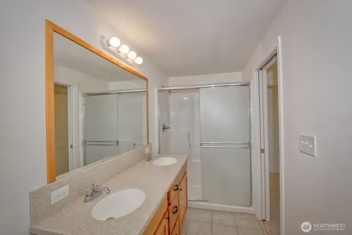 2nd Level Primary Bath