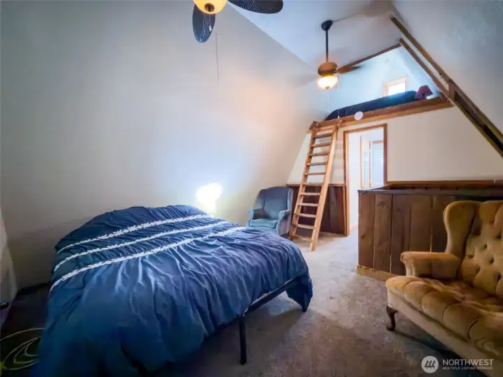 DADU bedroom