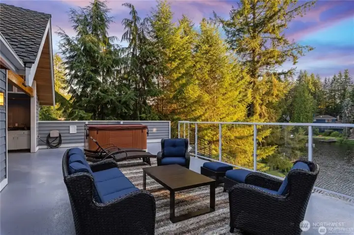 Stunning views from the huge top floor deck while lounging in the sun. Fun is waiting in the 6 person hot tub. Enjoy incredible star shows nightly. Stunning views from the huge top floor deck while lounging in the sun. Fun is waiting in the 6 person hot tub. Enjoy incredible star shows nightly.