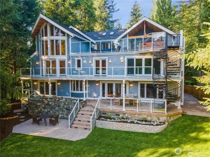 Three levels all enjoy lake & sunset views. Lower level patio has gas hook up for BBQ. Three levels all enjoy lake & sunset views. Lower level patio has gas hook up for BBQ.