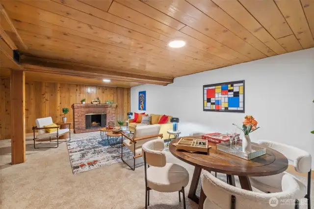 Large downstairs bonus/recreation room.