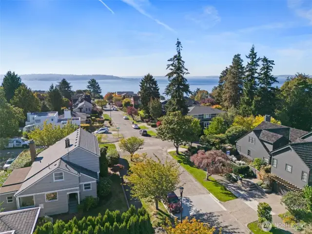 Stunning views of Elliott Bay!