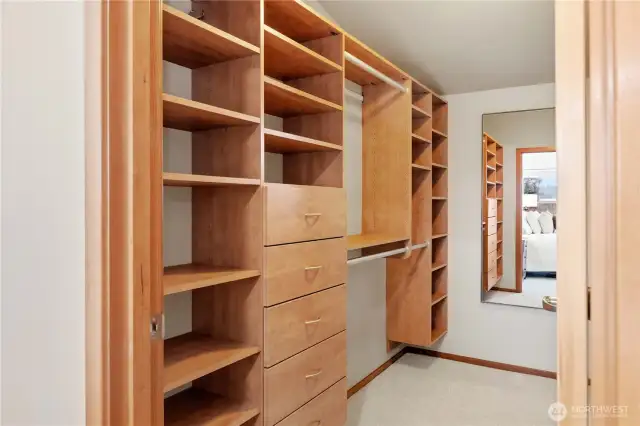 Walk-in Closet