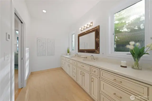 This is the ensuite bath for the 2nd primary bedroom. It really is as big as it looks!