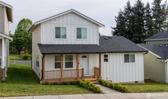 Welcome to 2080 Thornton St