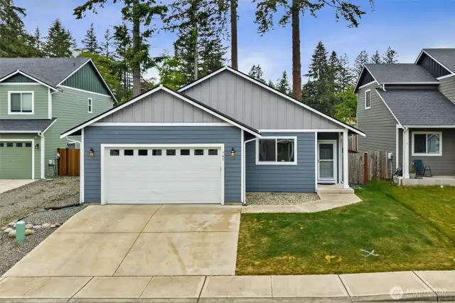 Welcome home to 367 Briar Ln S!