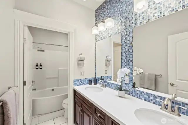 The tile detail in the upstairs hall bathroom remarkable!