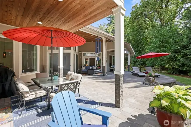 Everyone will want to gather here!