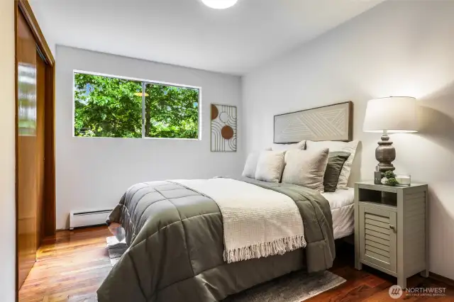 Bedroom 2 - Upper Level