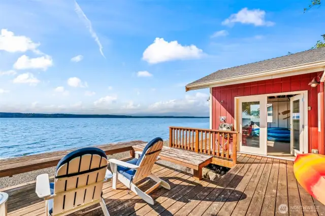 The Boathouse is plenty spacious for your water toys, has electricity and believe it or not a sauna!