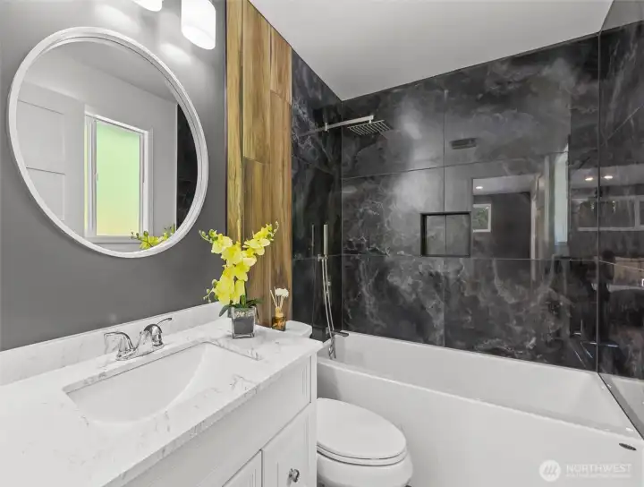 Ensuite bath Ensuite bath