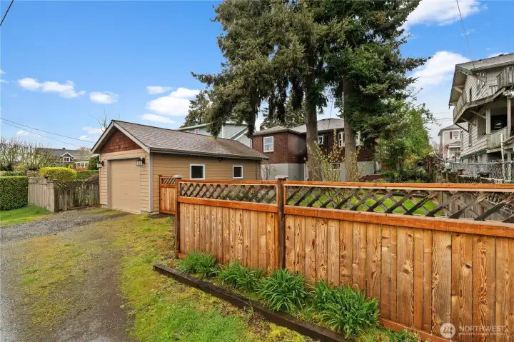 Alley View  4116 N Verde Street  Tacoma, WA 98407