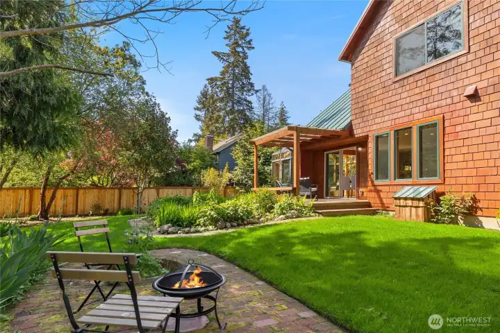 Spacious yard-for gardening, games, entertaining.
