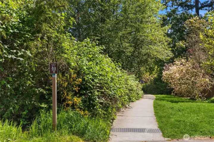 2 nearby trails that lead to Winslow amenities.