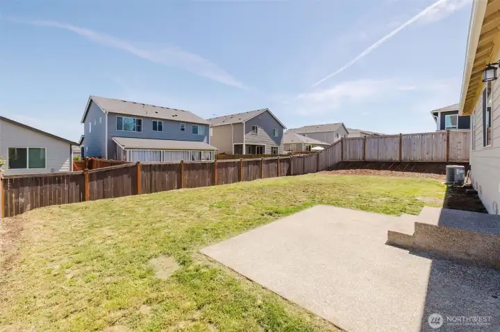 Large backyard with low maintenance landscaping. Large backyard with low maintenance landscaping.