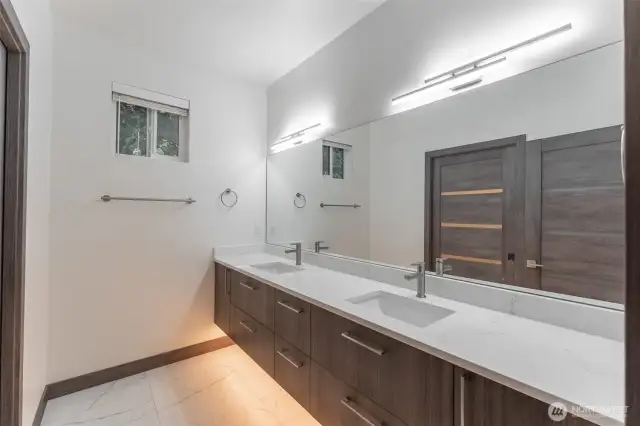 Upper level guest bedroom