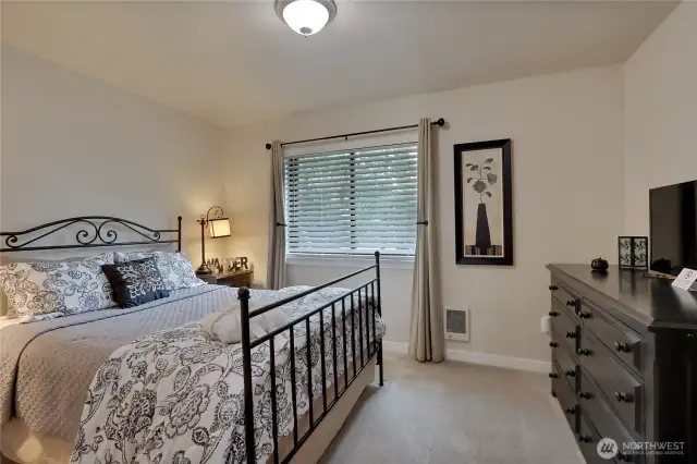 6603 bedroom 2