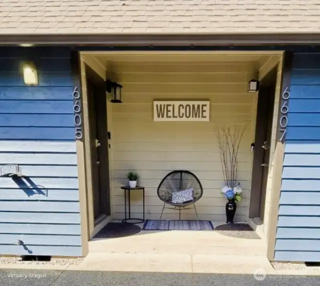 Entrance to units 6605 and 6607