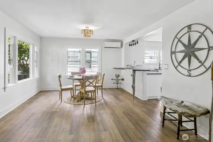 Open concept living, dining and kitchen