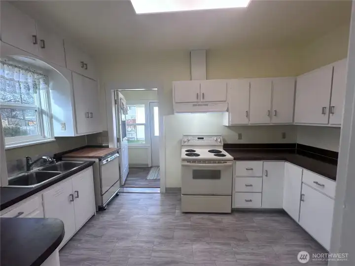 Kitchen to Back Entry