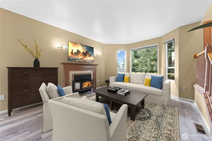 You'll love this pellet stove that heats the entire home comfortably!