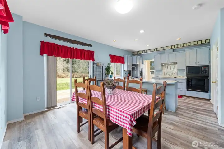 Spacious dinette overlooks the gardens and spacious grounds~