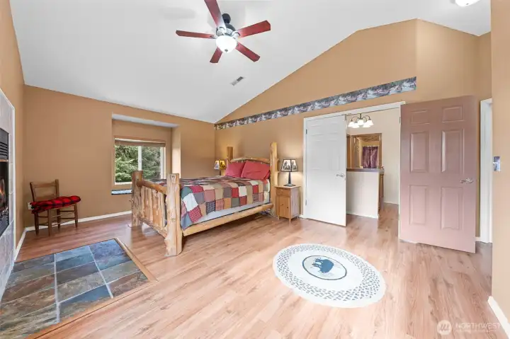 This is like a retreat! You will love the updated bathroom and walk-in closet