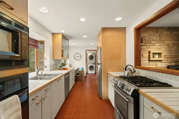 Spacious kitchen