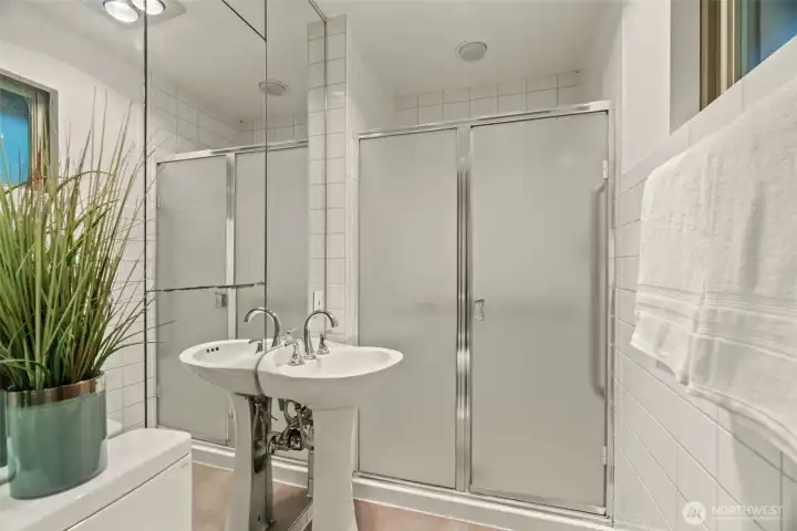 Primary Suite Bath