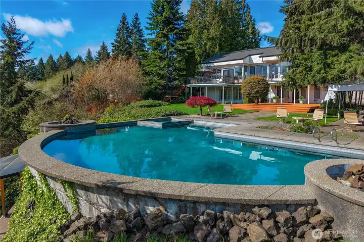 Welcome to resort style living in Olympia