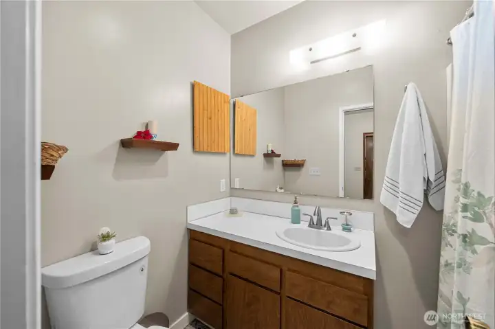 ADU/Apartment bathroom