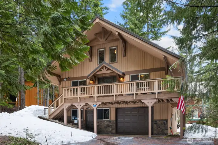 31 Tranquility has everything you want for a weekend cabin or full time living.