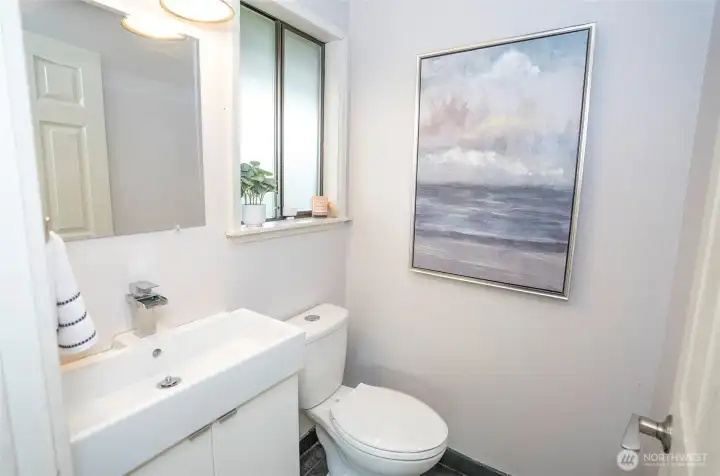 Half bath off the dining area Half bath off the dining area