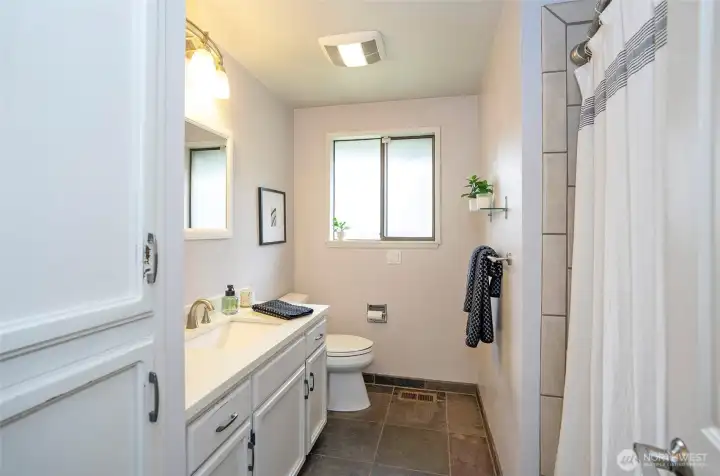 Main bath Main bath