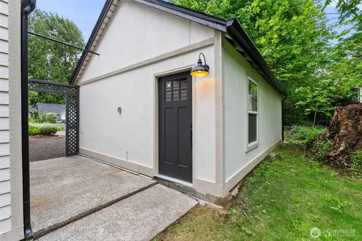 Entry to flex space in garage