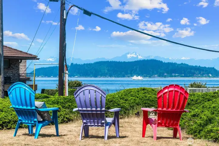 Unobstructed views from the lawn and especially from unit 3604.