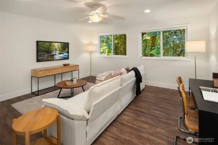 Breezy ceiling fan, and lush scenery at every turn.