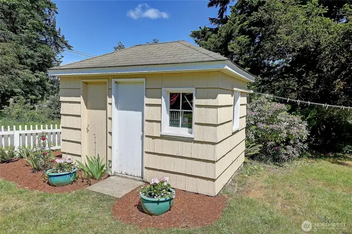 Garden shed.