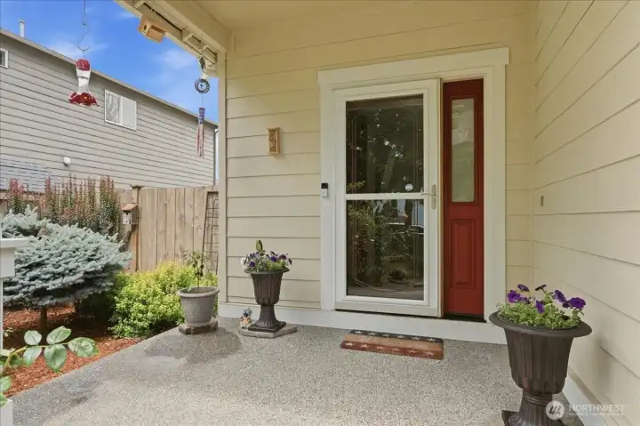 Come On Into Brand New Carpet & Freshly Painted Home THRU-OUT!