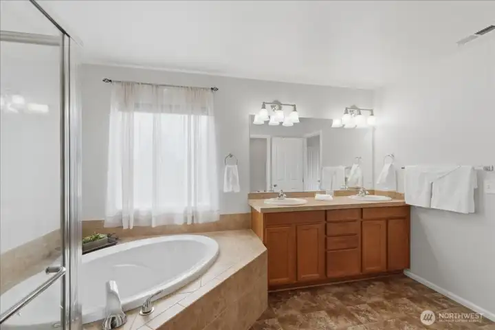 Primary Bath-Garden Style Corner Tub