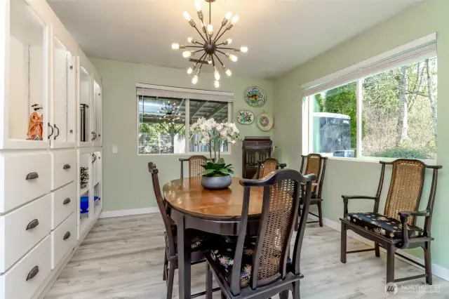 Formal dining with built-in display/storage