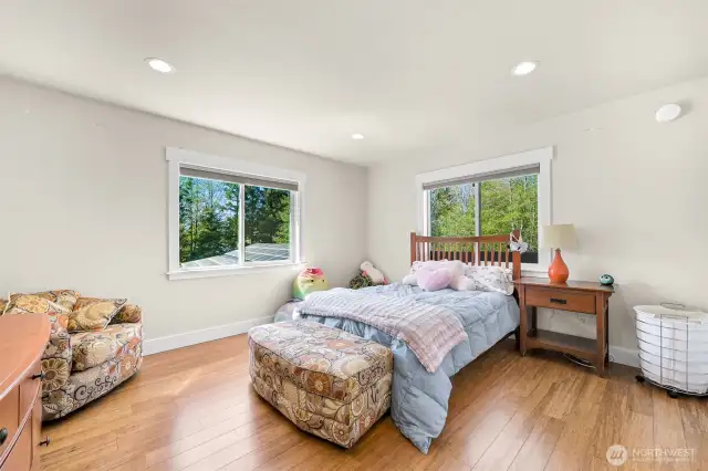 Upstairs bedroom #4