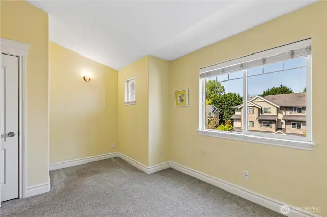 2nd Bedroom