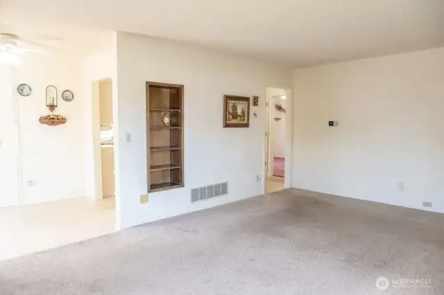 custom built in cabinets