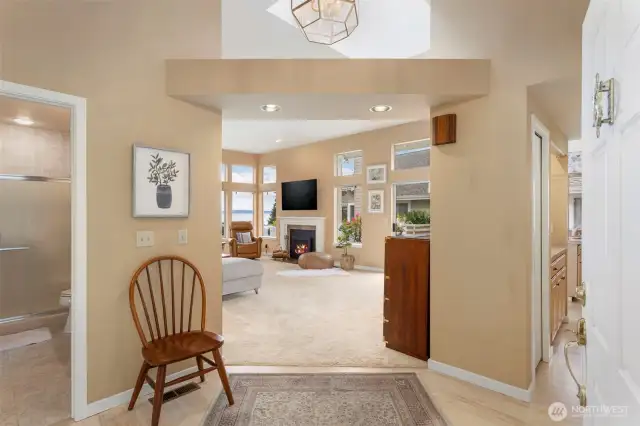 Open entry with lots of light.