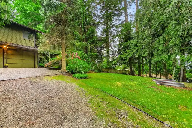 Midcentury Modern nestled within a serene woodland!