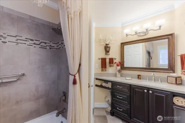 Bathroom Full