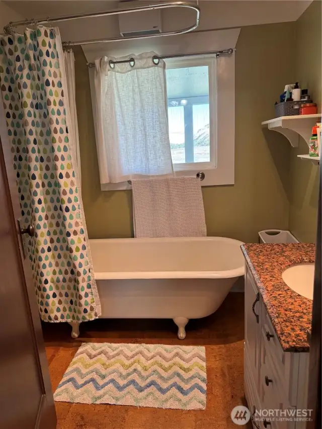 Upstairs Bathroom