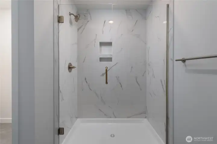 Lot 21 - Primary Bathroom